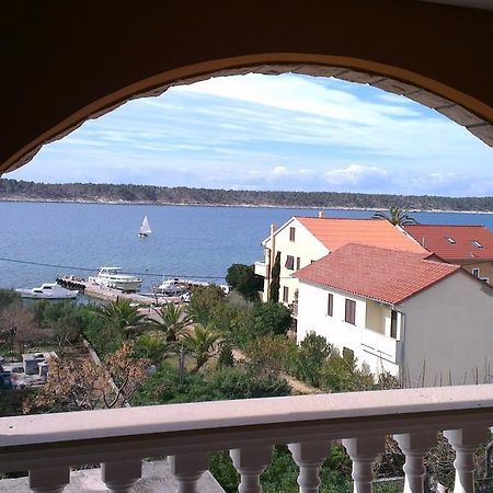 Apartment Zigo Rab Town Bagian luar foto